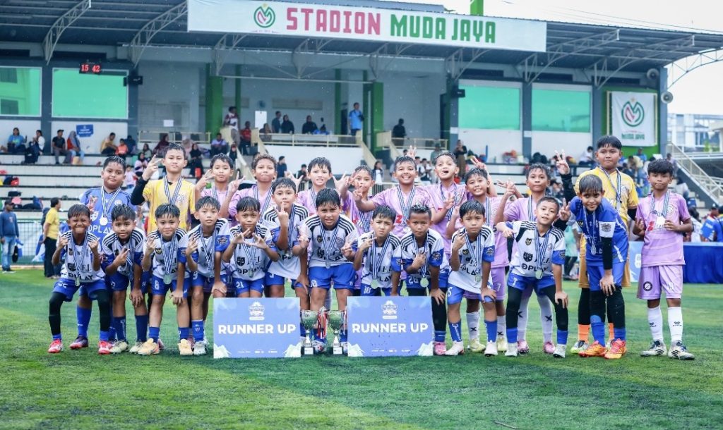 Screenshot_20251223_192100_Photos~2